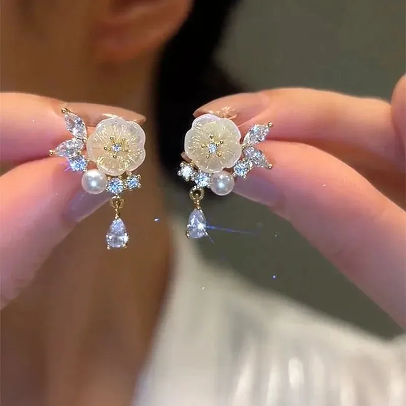 2023 New Fashion Trend Unique Design Elegant Delicate Geometric Round Earrings For Women Jewelry Wedding Party Premium Gifts