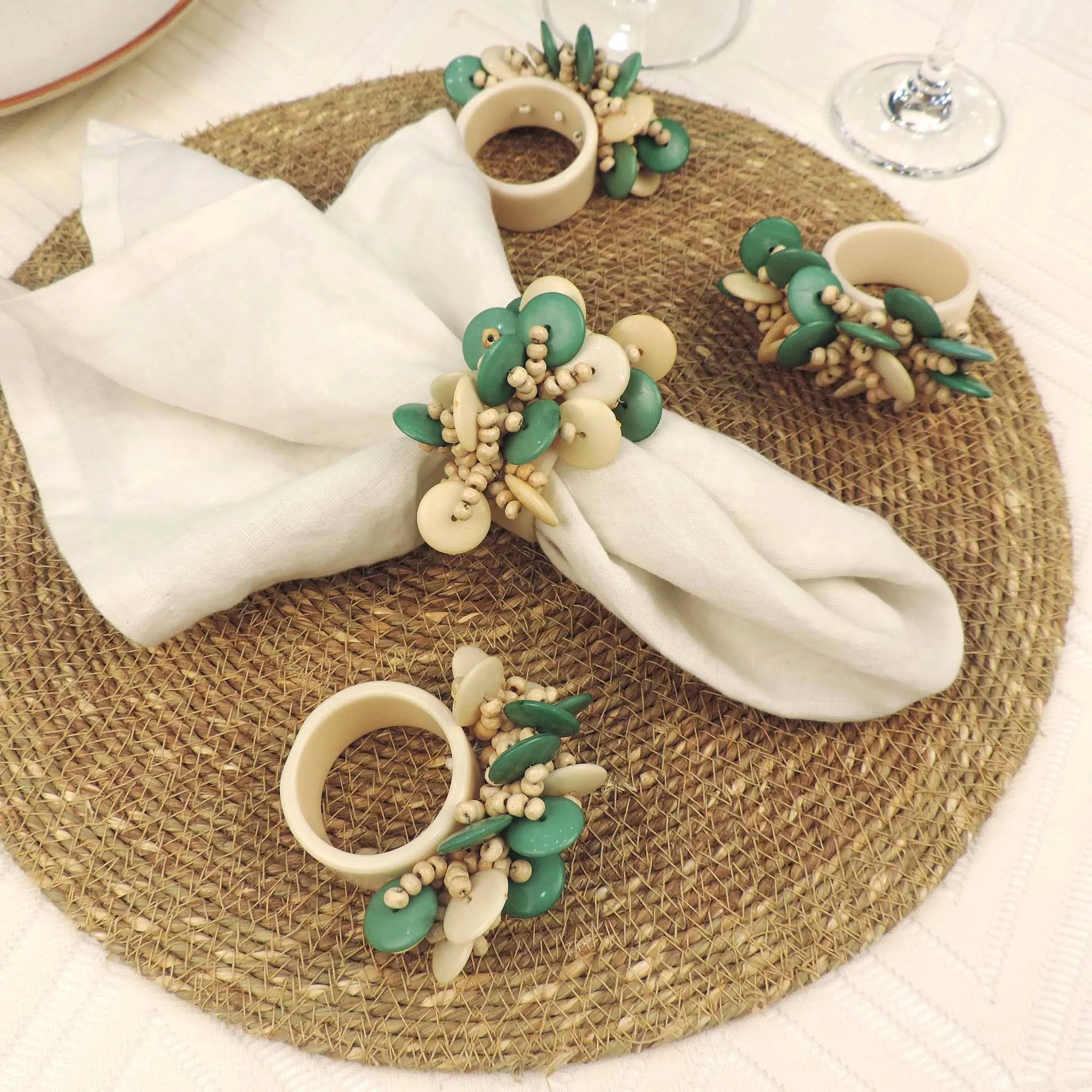 Coin Cluster Napkin Ring in Cream & Green, Set of 4