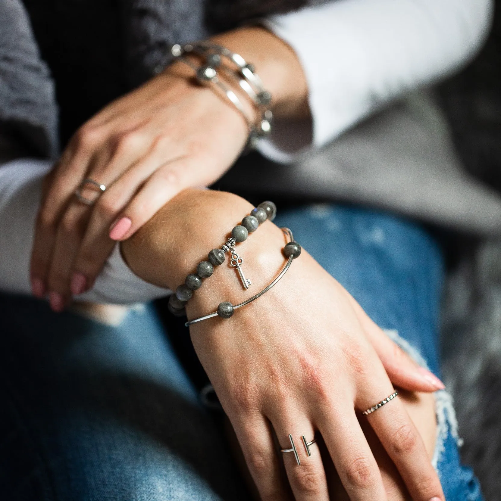 Cross | Stone Beaded Charm Bracelet | Howlite