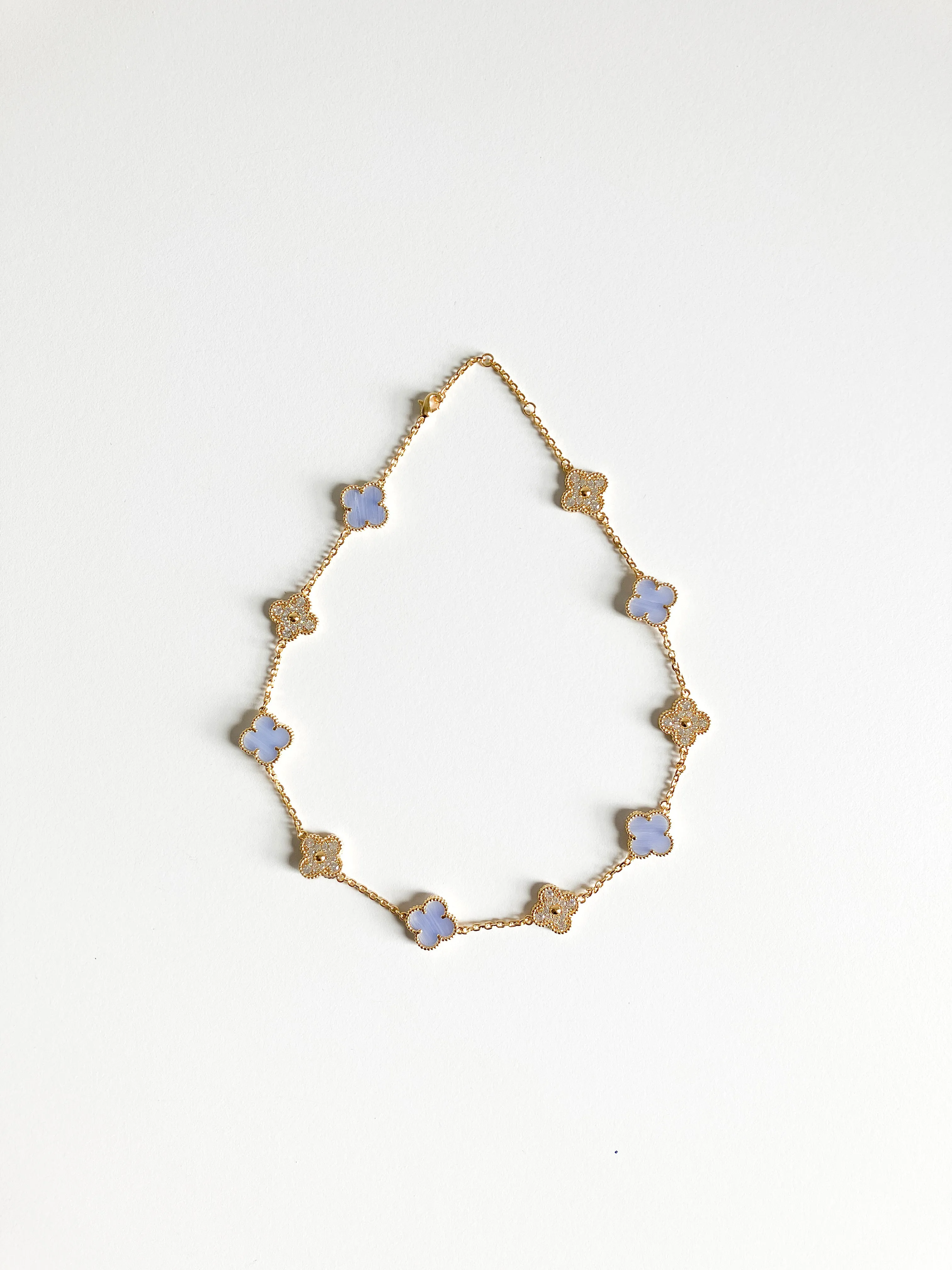 Cubic Zirconia and Agate Quatrefoil Choker in Gold