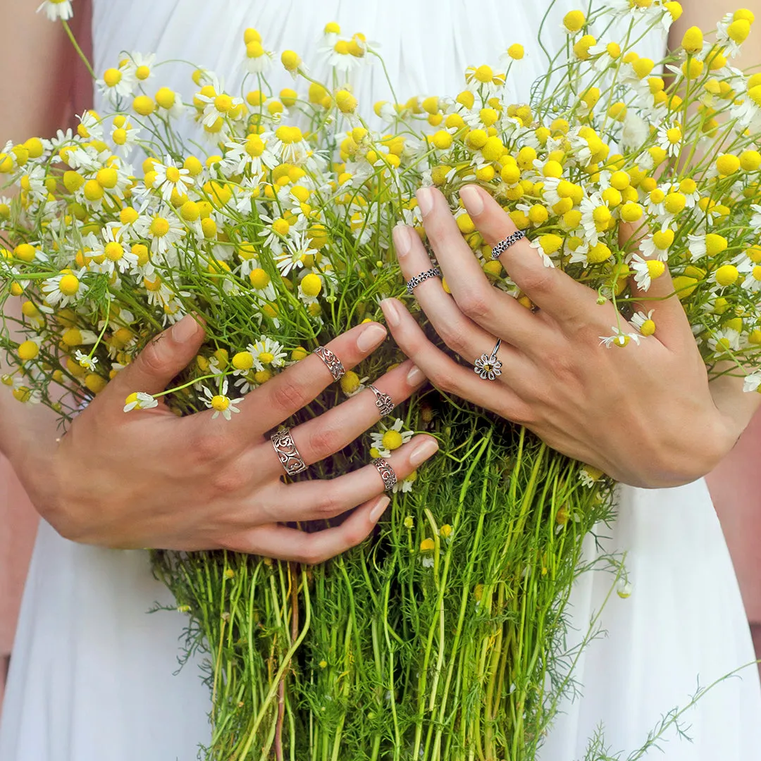 Daisy Flower Oxidized Sterling Silver Midi Band Toe Ring