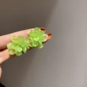 Elegant Green Flower Clip Earring