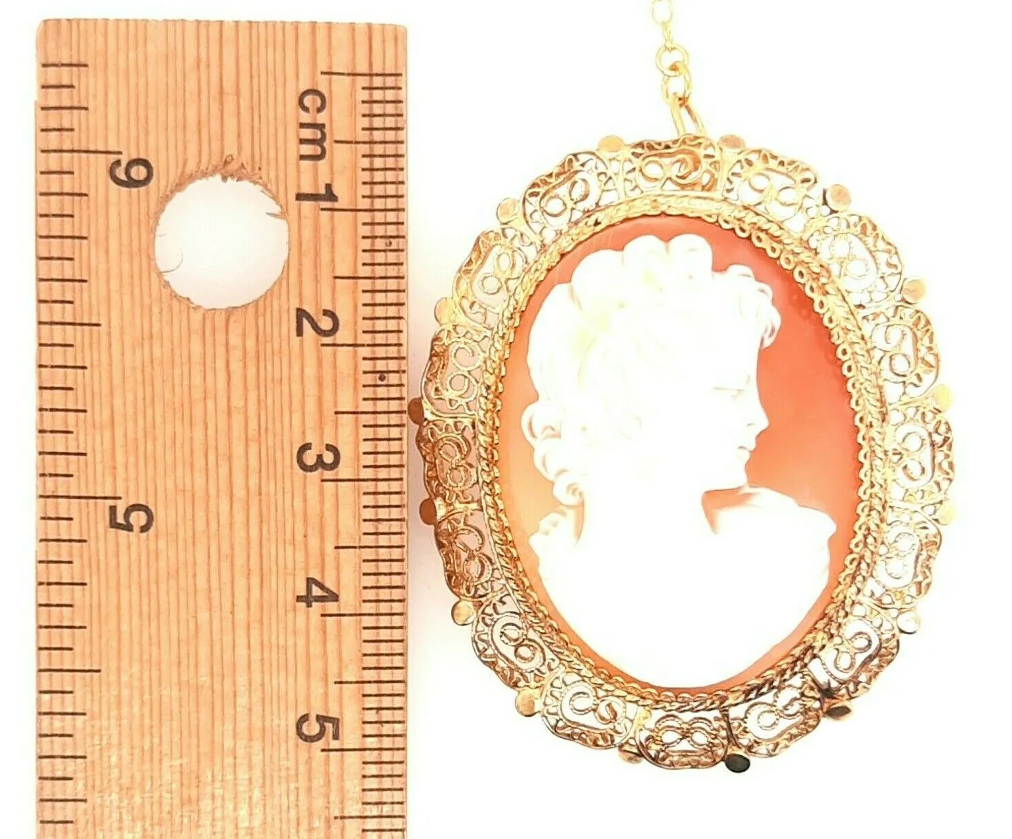 Gold Plated & Shell Cameo Brooch Vintage Fashion Jewellery Safety Chain & Pin