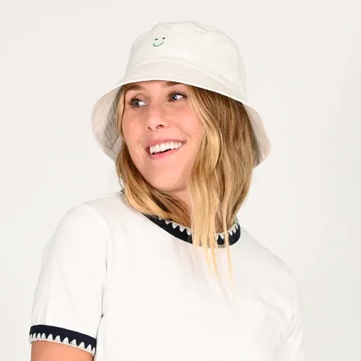 Kerri Rosenthal - Bucket Hat in Oatmilk