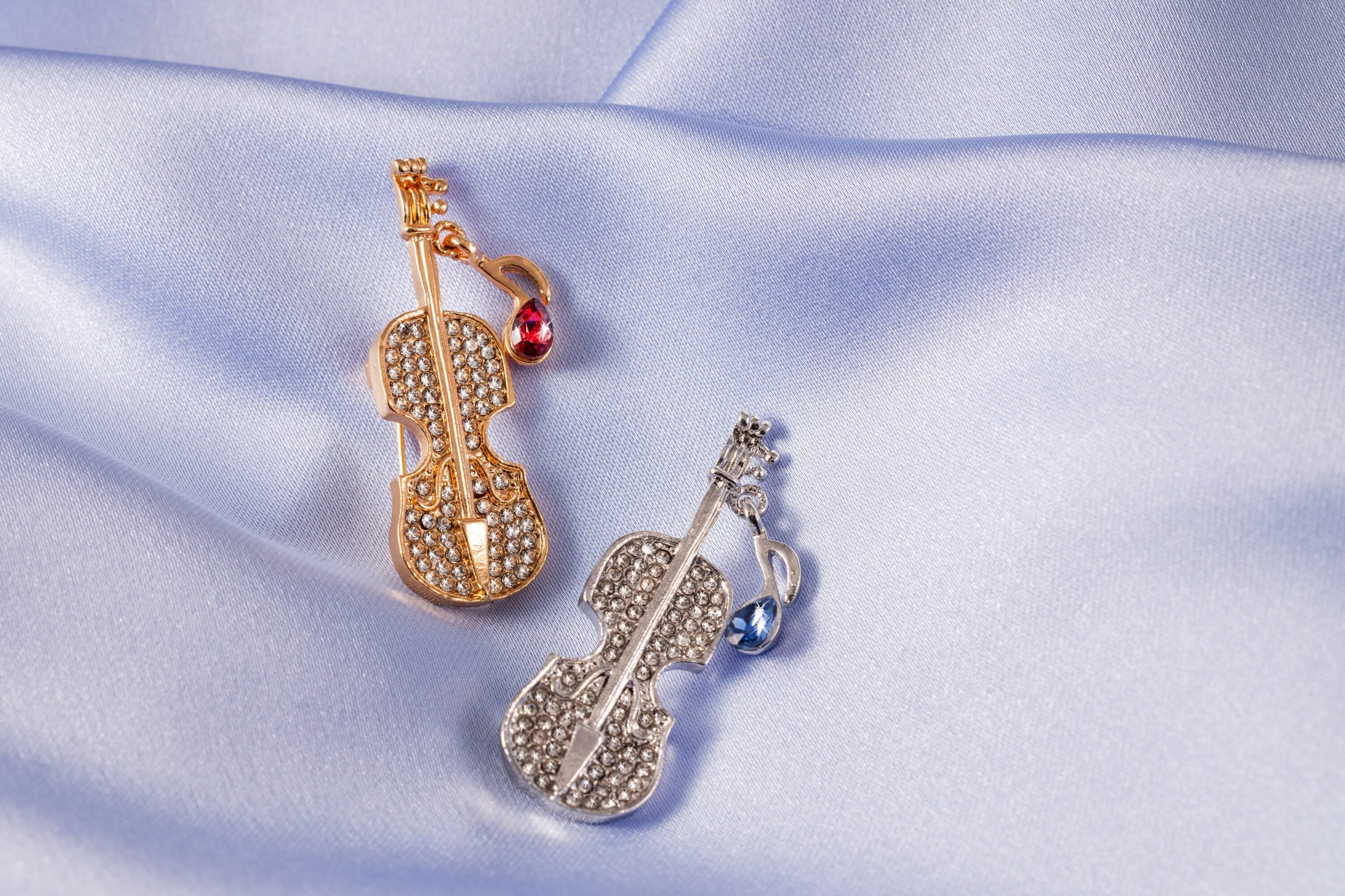 Musical Brooch