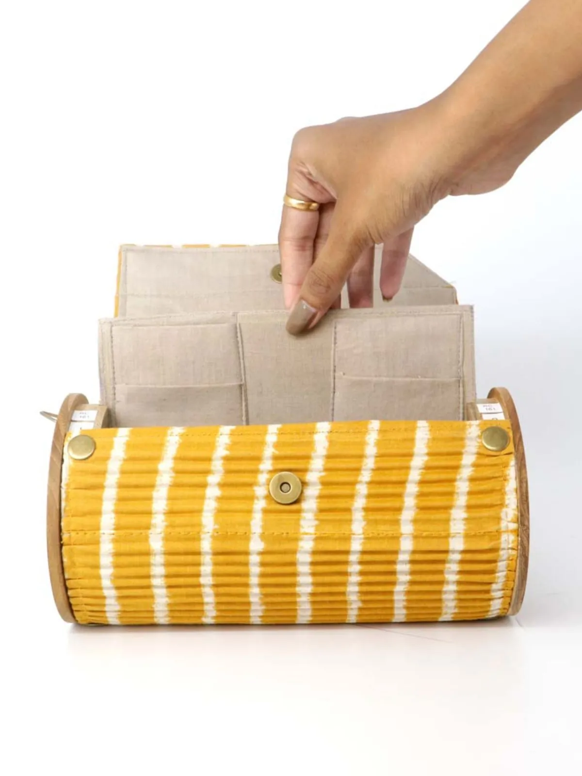 Sunny Pumpkin Round Clutch